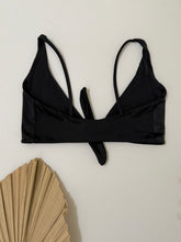 Load image into Gallery viewer, Parker Top - Black