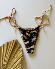 Load image into Gallery viewer, Toni Bottoms - Wild Side