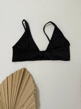 Load image into Gallery viewer, Weseloh Top - Black
