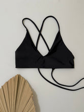 Load image into Gallery viewer, Bram Top - Black

