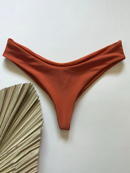 Maddyn Bottom- Copper Ribbed- S