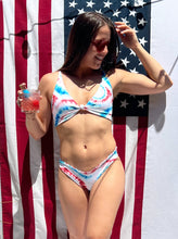 Load image into Gallery viewer, Maddyn Bottom - 4th of July
